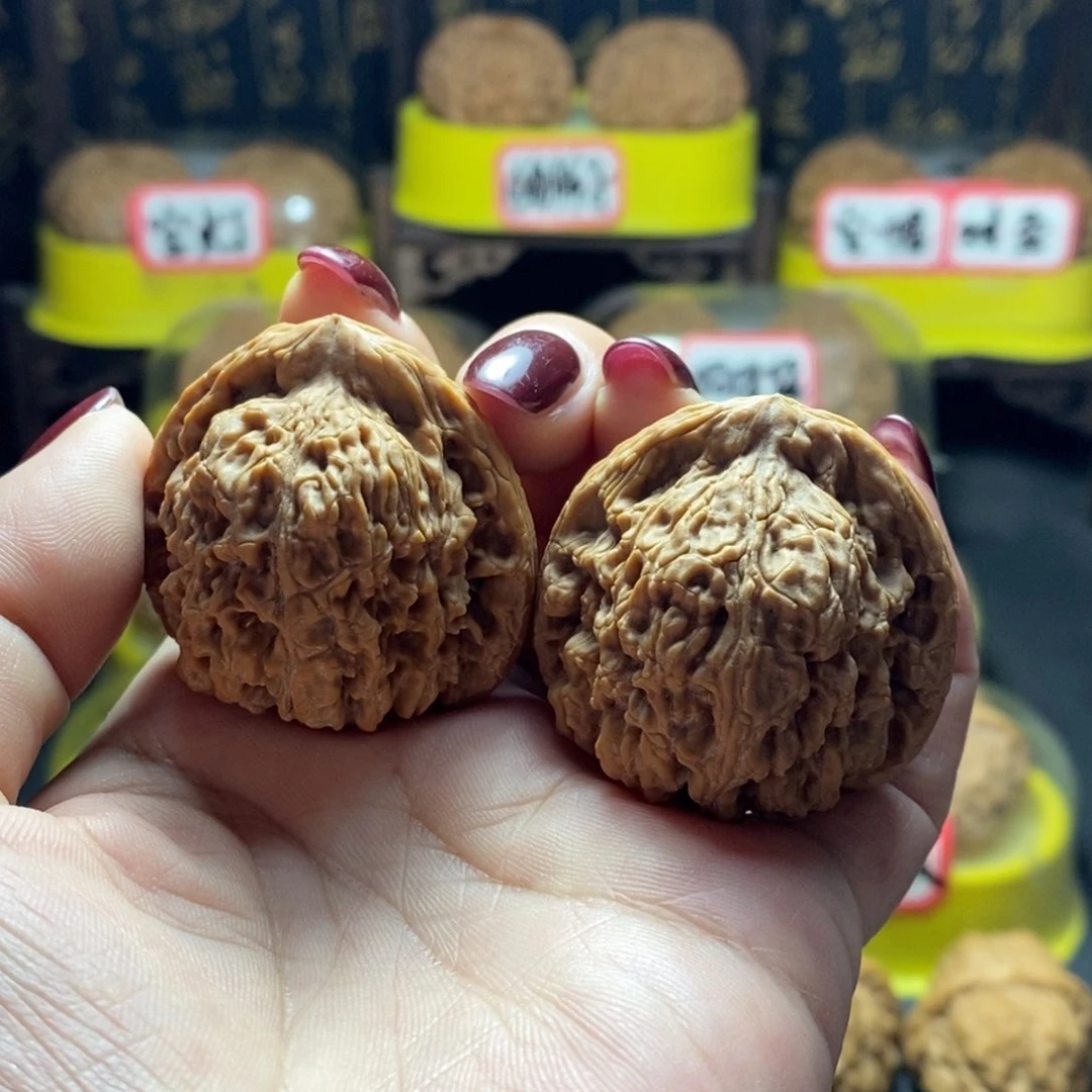 文玩核桃把件010南疆石38尺