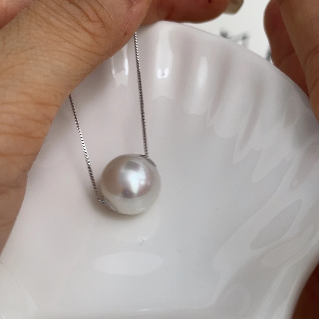 淡水珍珠18K金镶嵌吊坠(赠链)