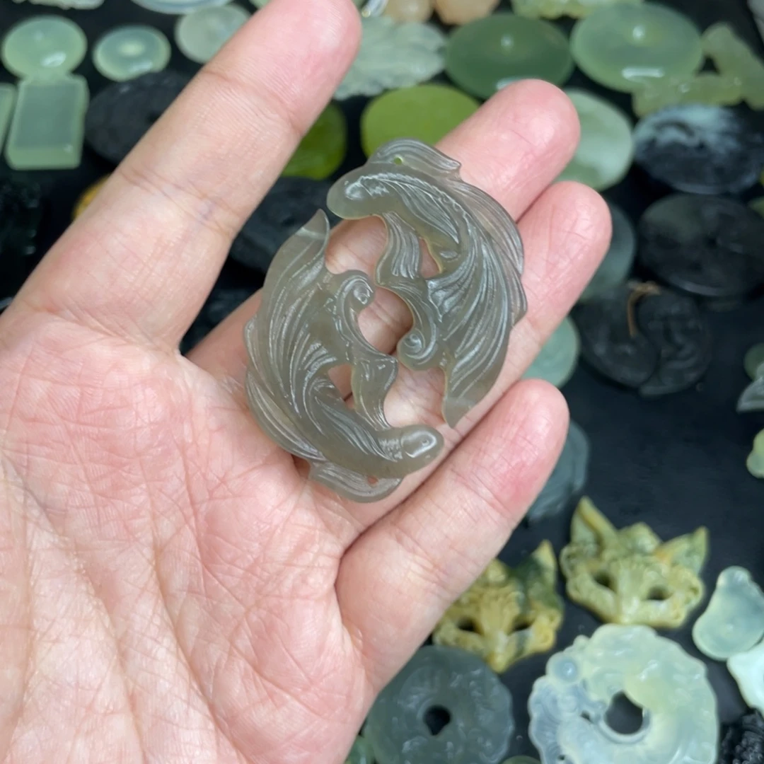 =***=岫玉未镶嵌颈饰双鱼