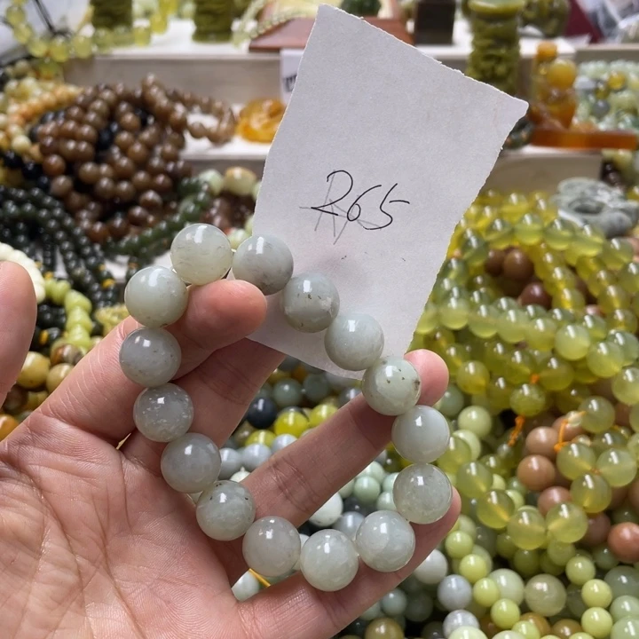 未镶嵌蛇纹石玉手链