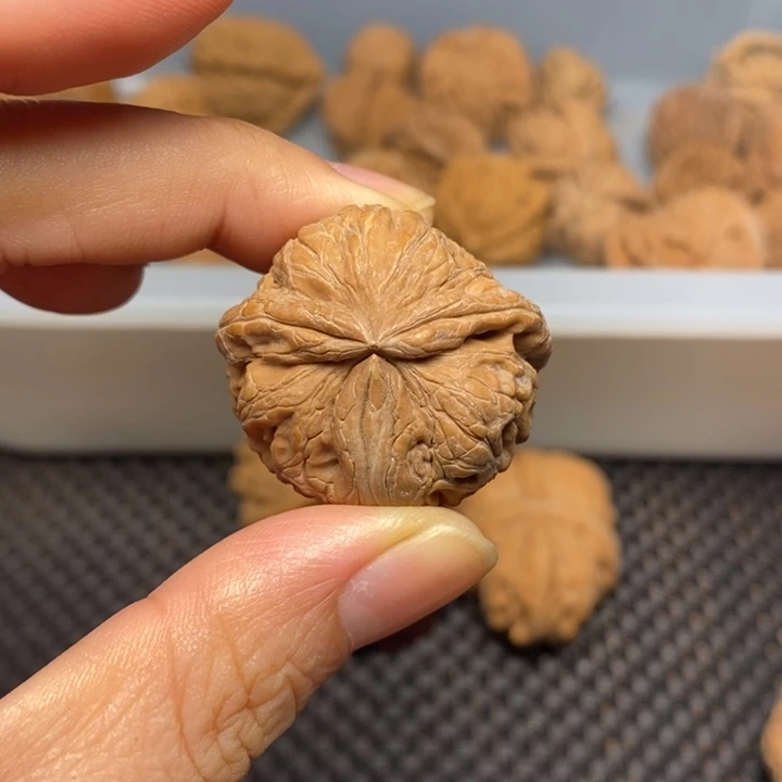 飞***匪文玩核桃吊坠文玩核桃异形单只