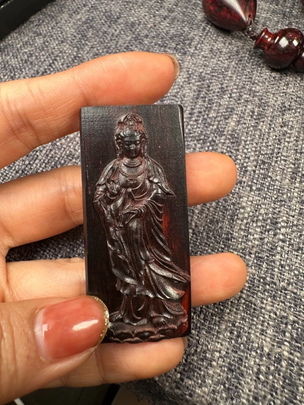 海南红降随型小牌牌