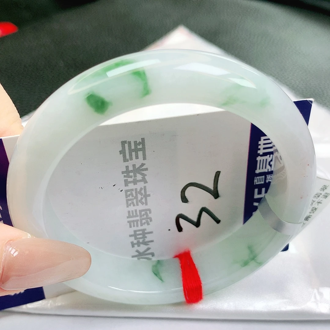 翡翠未镶嵌手镯缅甸天然a货翡翠