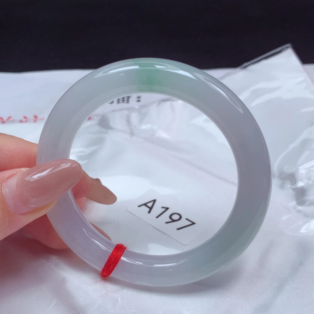 翡翠手镯未镶嵌手镯52