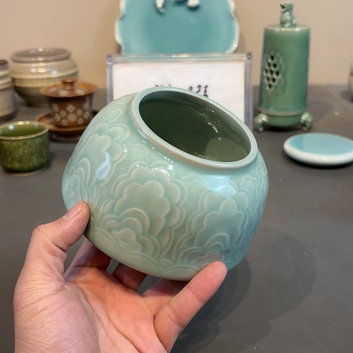 瓷片龙泉青瓷福利青瓷