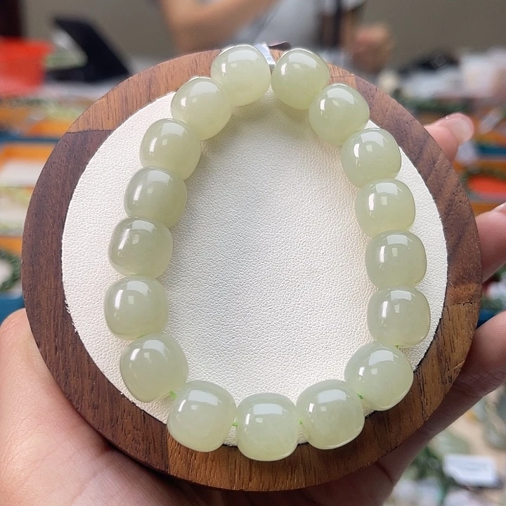 和田玉未镶嵌手链A60卡12