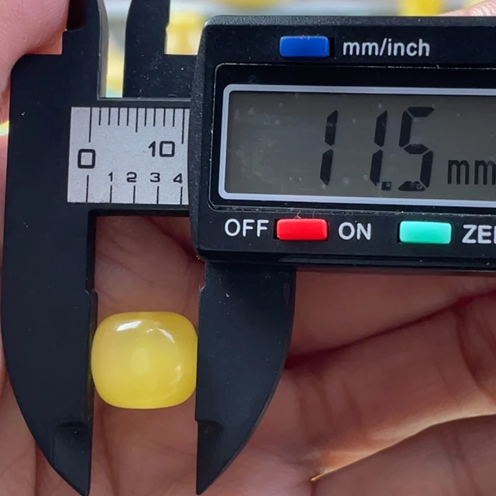 【闪购商品】琥珀裸石未镶嵌33号杂