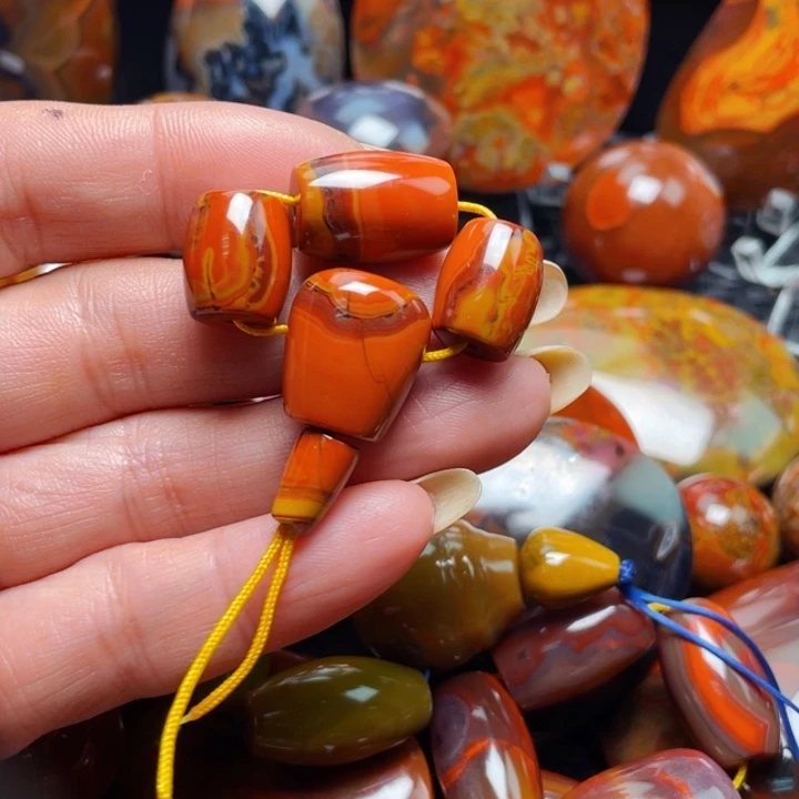 玛瑙/玉髓战国玛瑙挂件未镶嵌蓝**宙