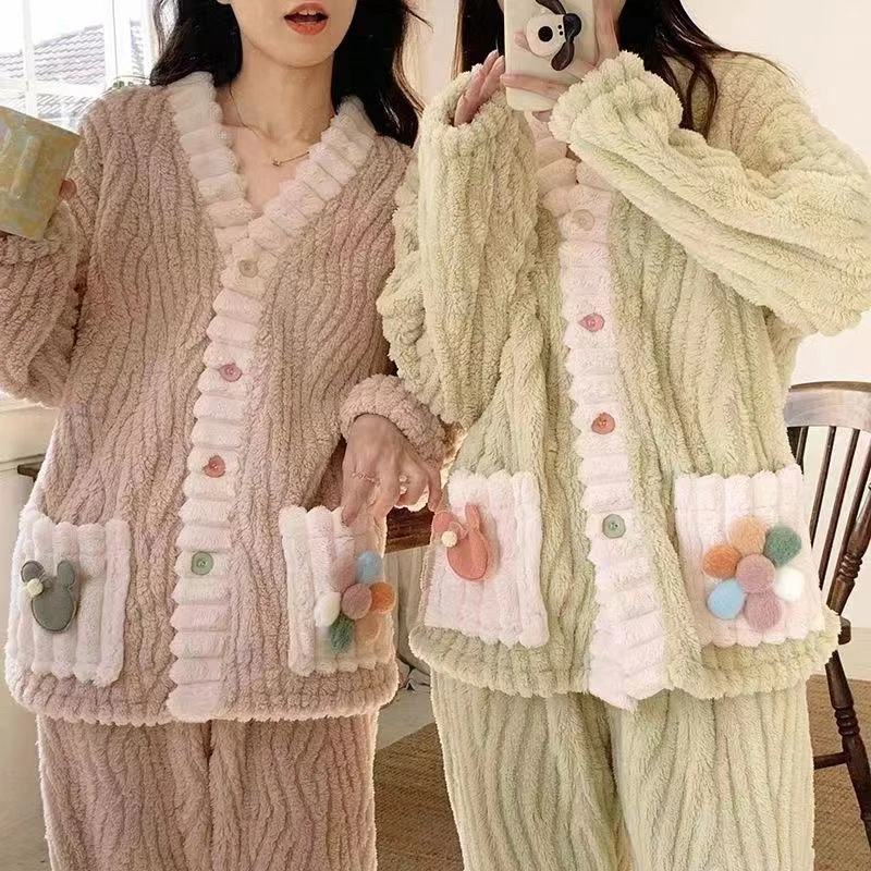 家居服套装女款冬季可爱开衫少女保暖珊瑚甜美绒加绒加厚睡衣T