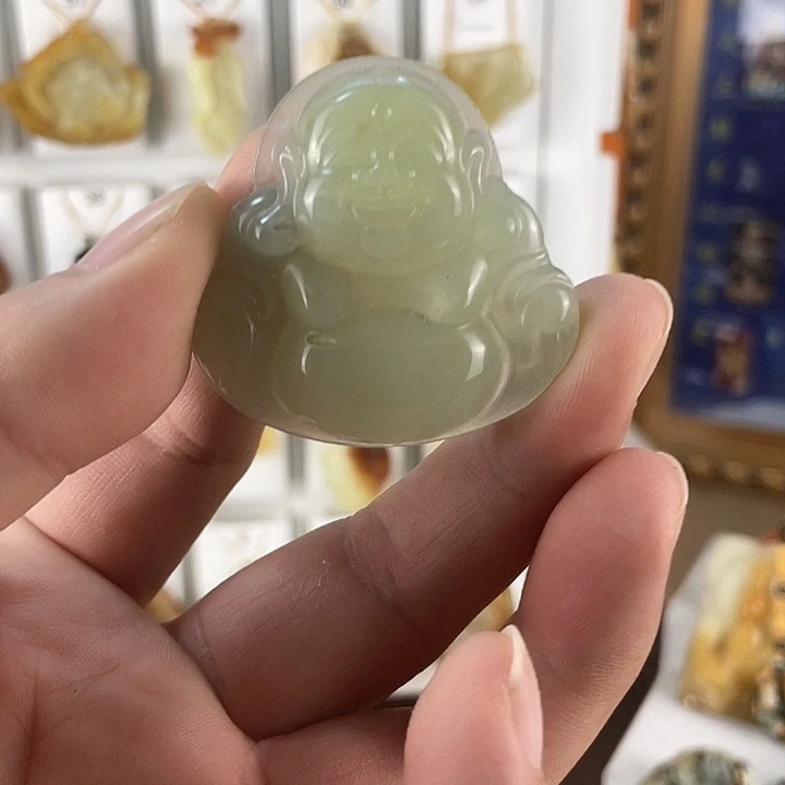 未镶嵌蛇纹石玉颈饰