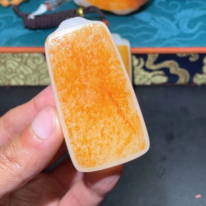和田玉未镶嵌颈饰J