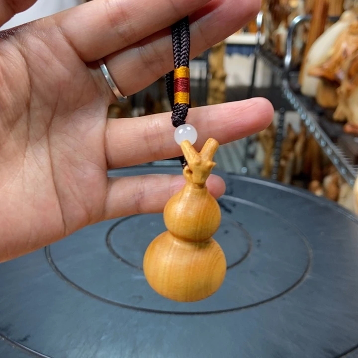 柏木（崖柏）手把件