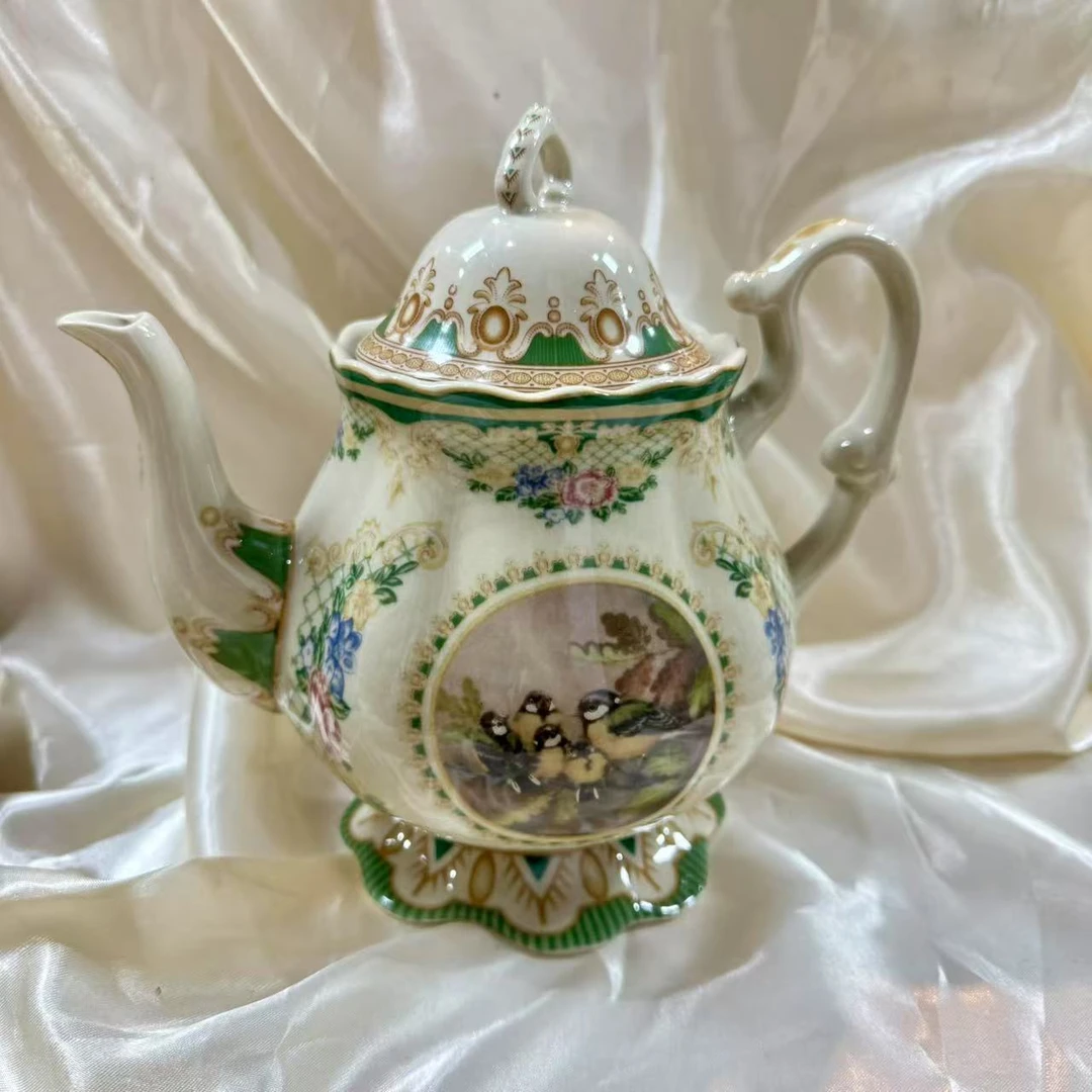 欧洲名画 cz 绿色鸟 茶壶