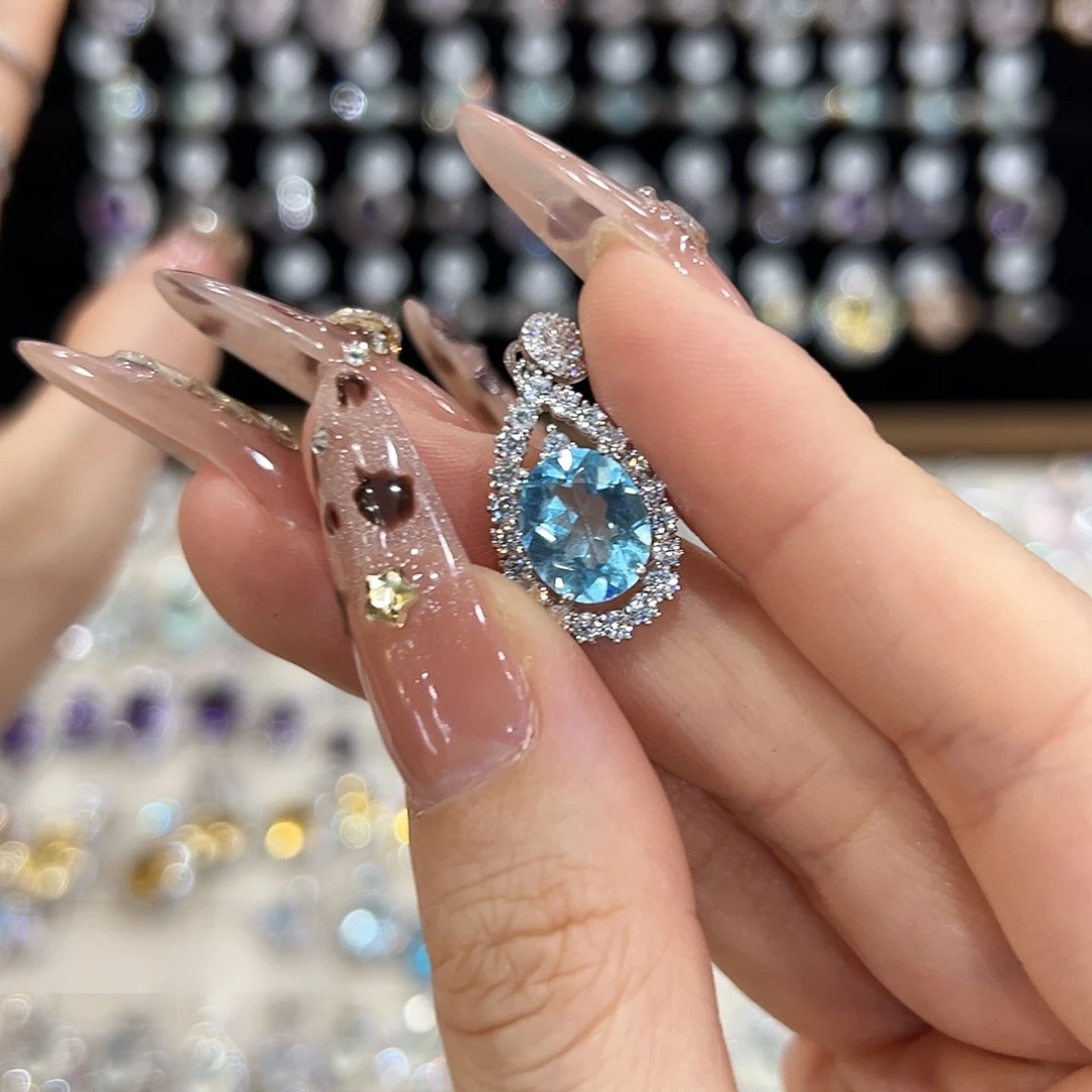 桃***子颈饰银S925镶嵌托帕石不要链子