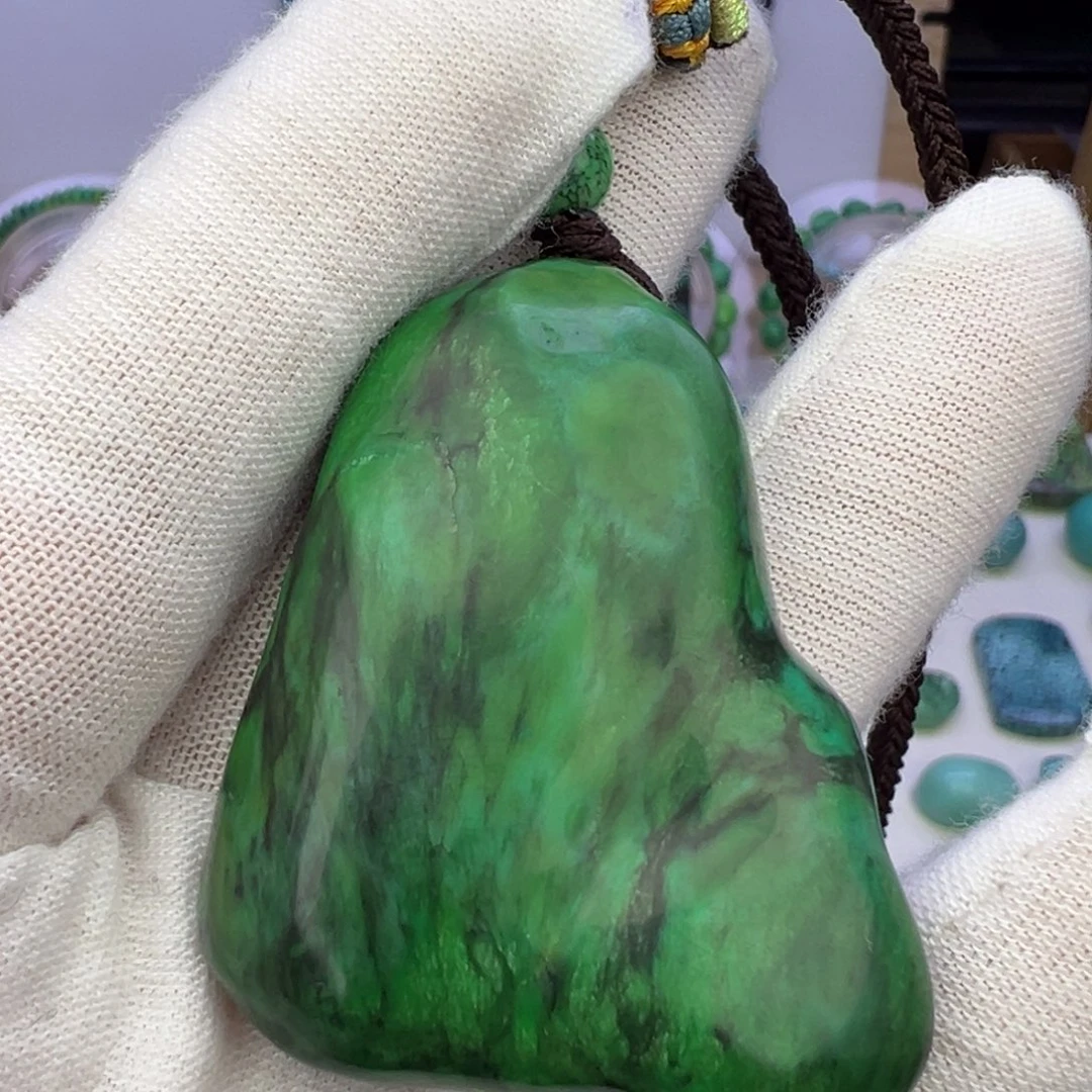 瓦***西菜籽绿随行吊坠35.5mm兰
