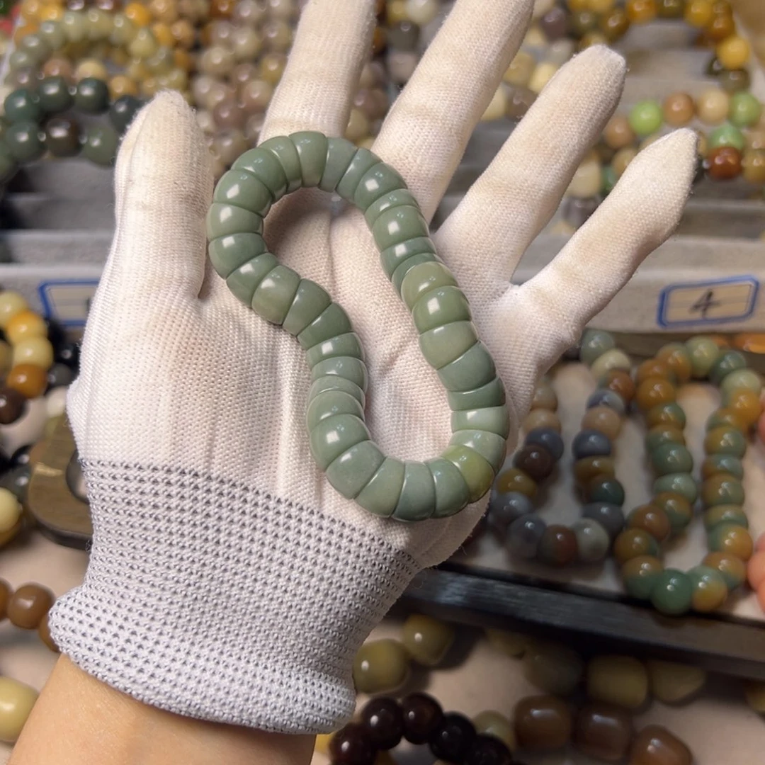 菩提根/象牙果手串阴皮绿猪大肠卡12