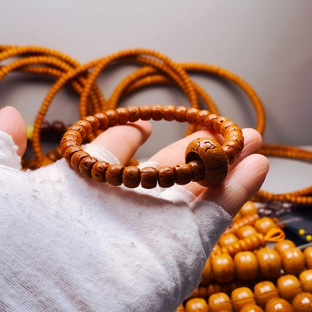 6乘8核片手串全品68