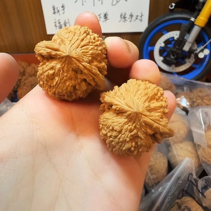 桃核吊坠35尺满天星