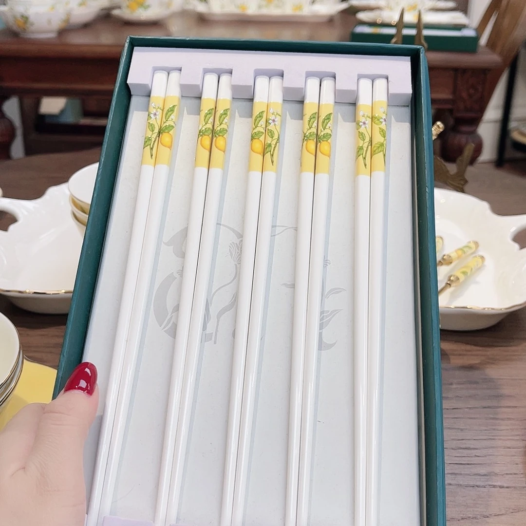 骨瓷筷筷————————————-