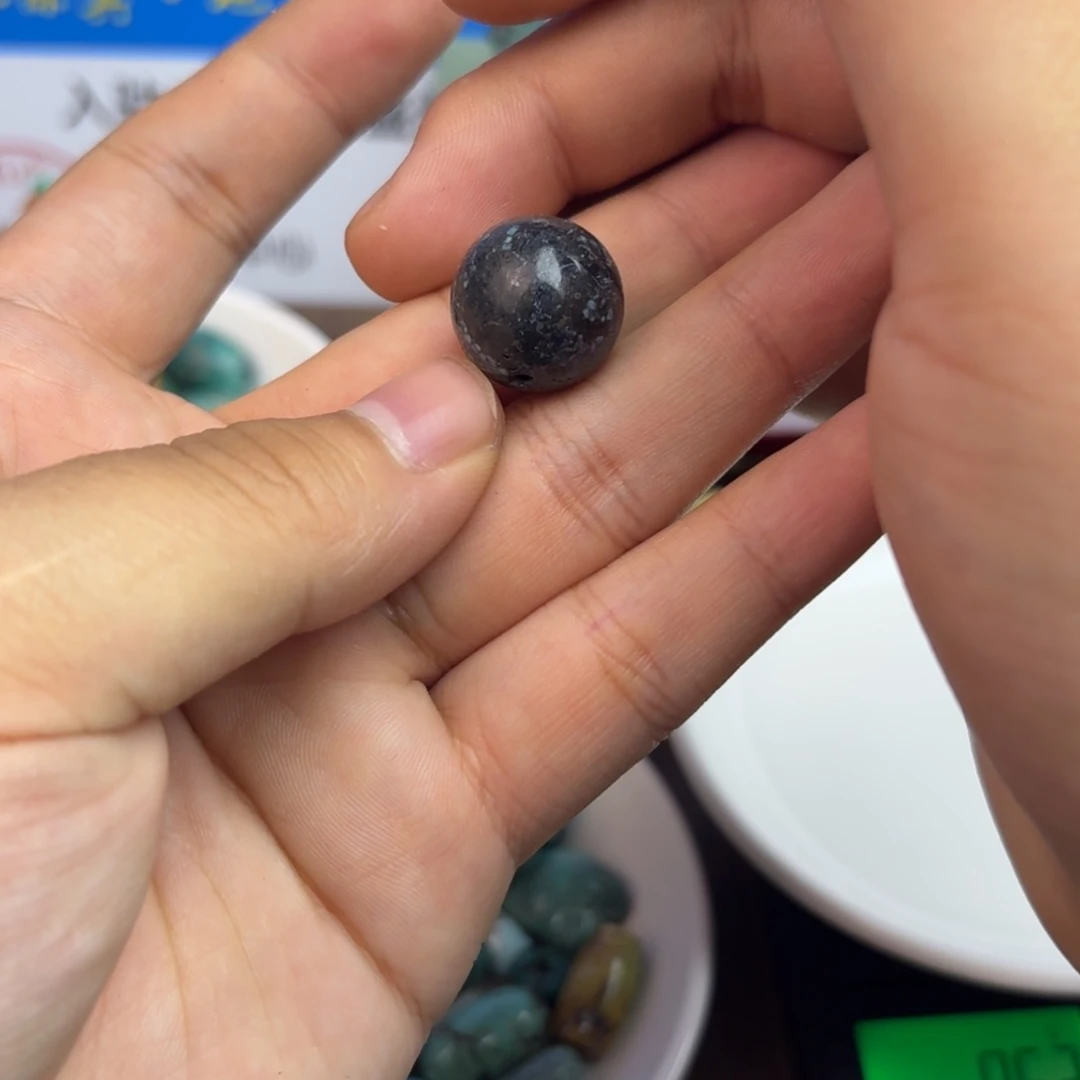 南红玛瑙未镶嵌绿松石