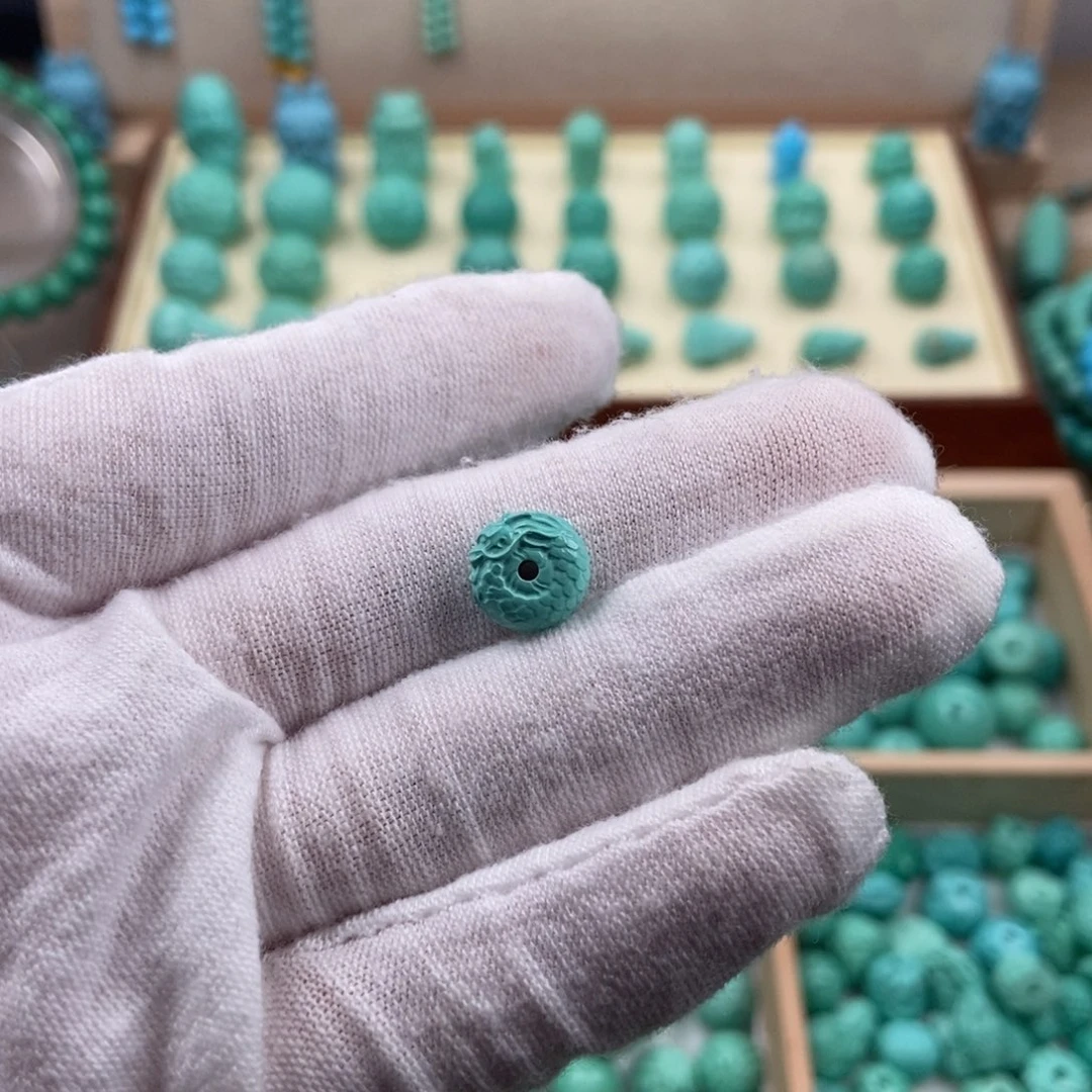 湖北精品雕刻龙扣10mm