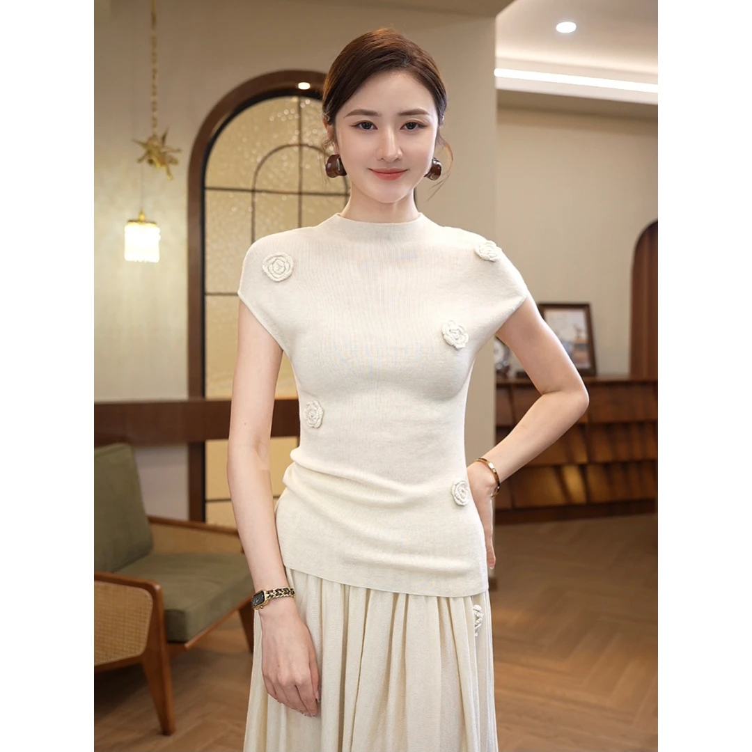 2025秋季新款【8058】含绵羊毛立体花朵显瘦米白色圆领上衣针织衫女