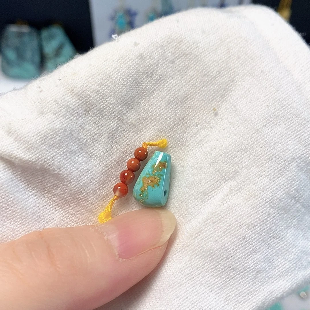 南红玛瑙未镶嵌珠宝奇石