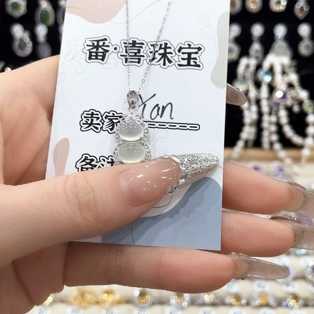 蛇纹石玉银S925镶嵌颈饰吊坠