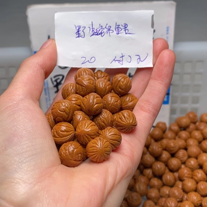 手串桃核13mm左右野生红锦鲤20颗（不打孔）