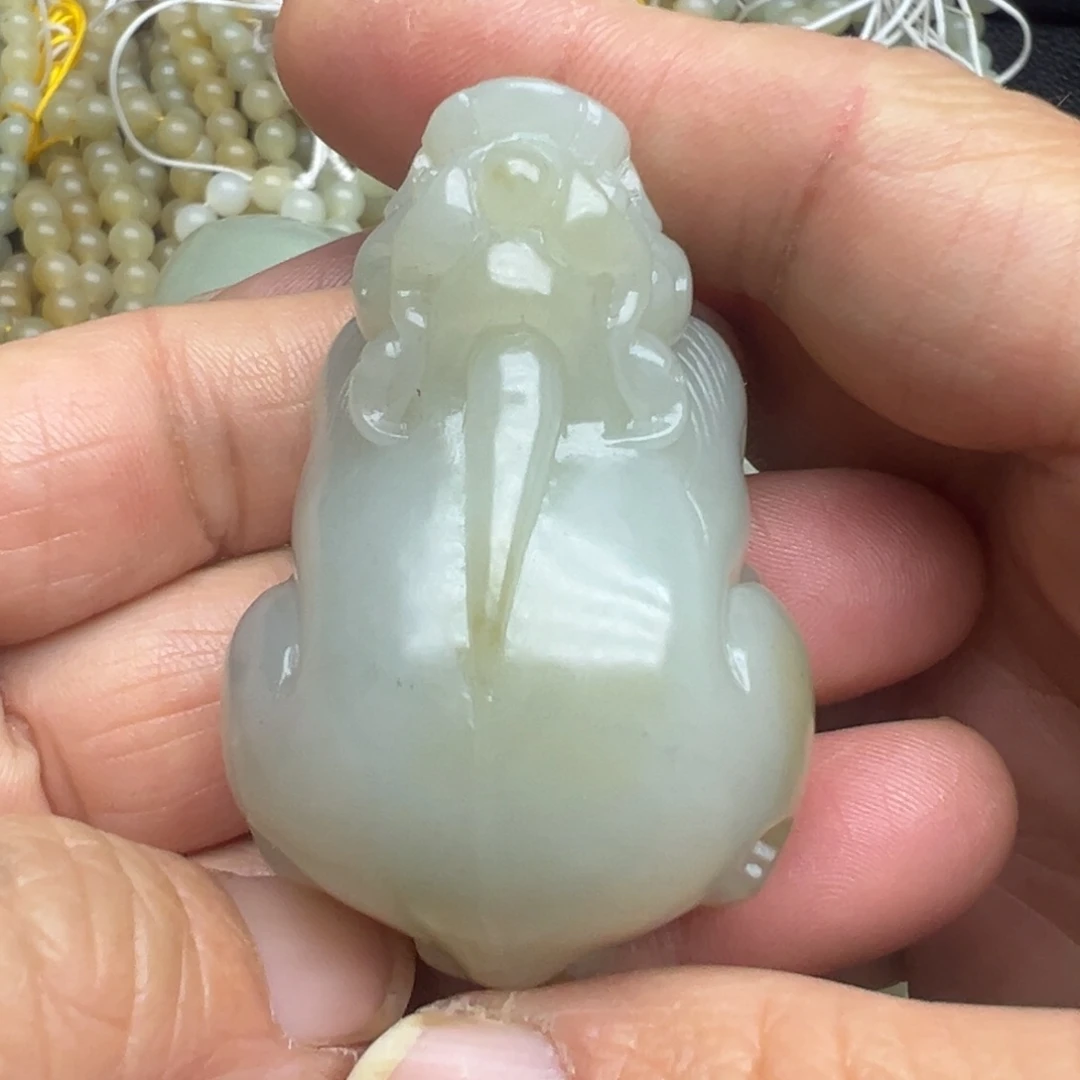 和田玉（糖玉）未镶嵌吊坠(不含链)
