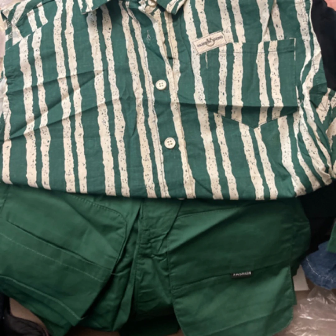 W175 儿童绿色条纹衬衫套装