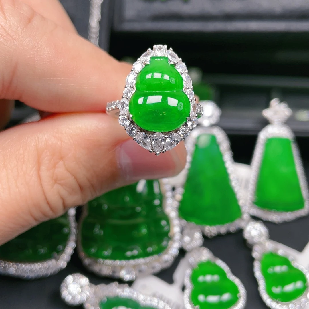 翡翠戒指银S925镶嵌翡翠