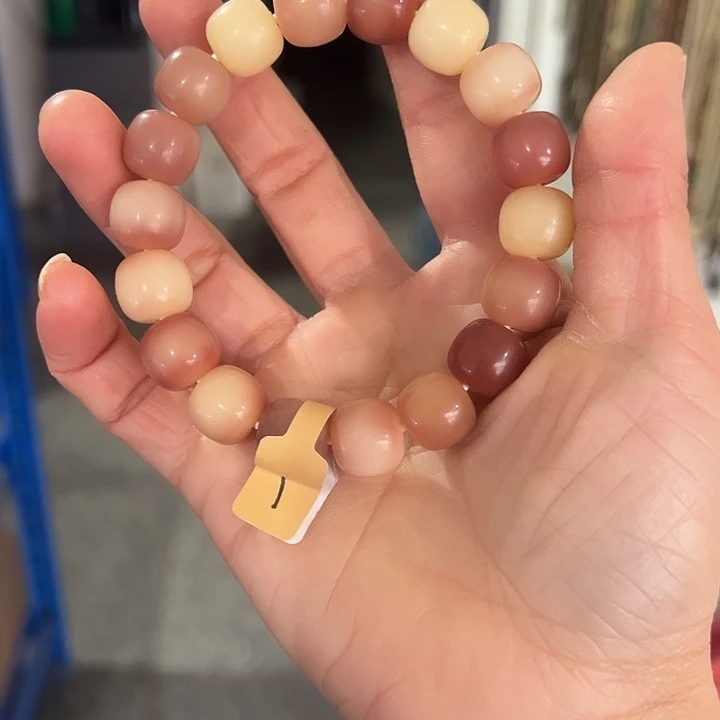 白玉菩提吊坠12×13