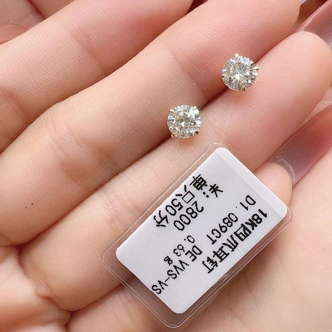 耳钉实验室培育钻石18K金镶嵌1.089克拉K黄四爪耳钉单只约50分