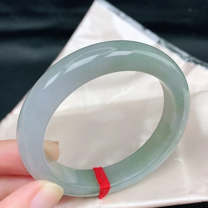 未镶嵌手镯翡翠天然