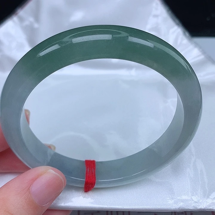 未镶嵌手镯翡翠天然