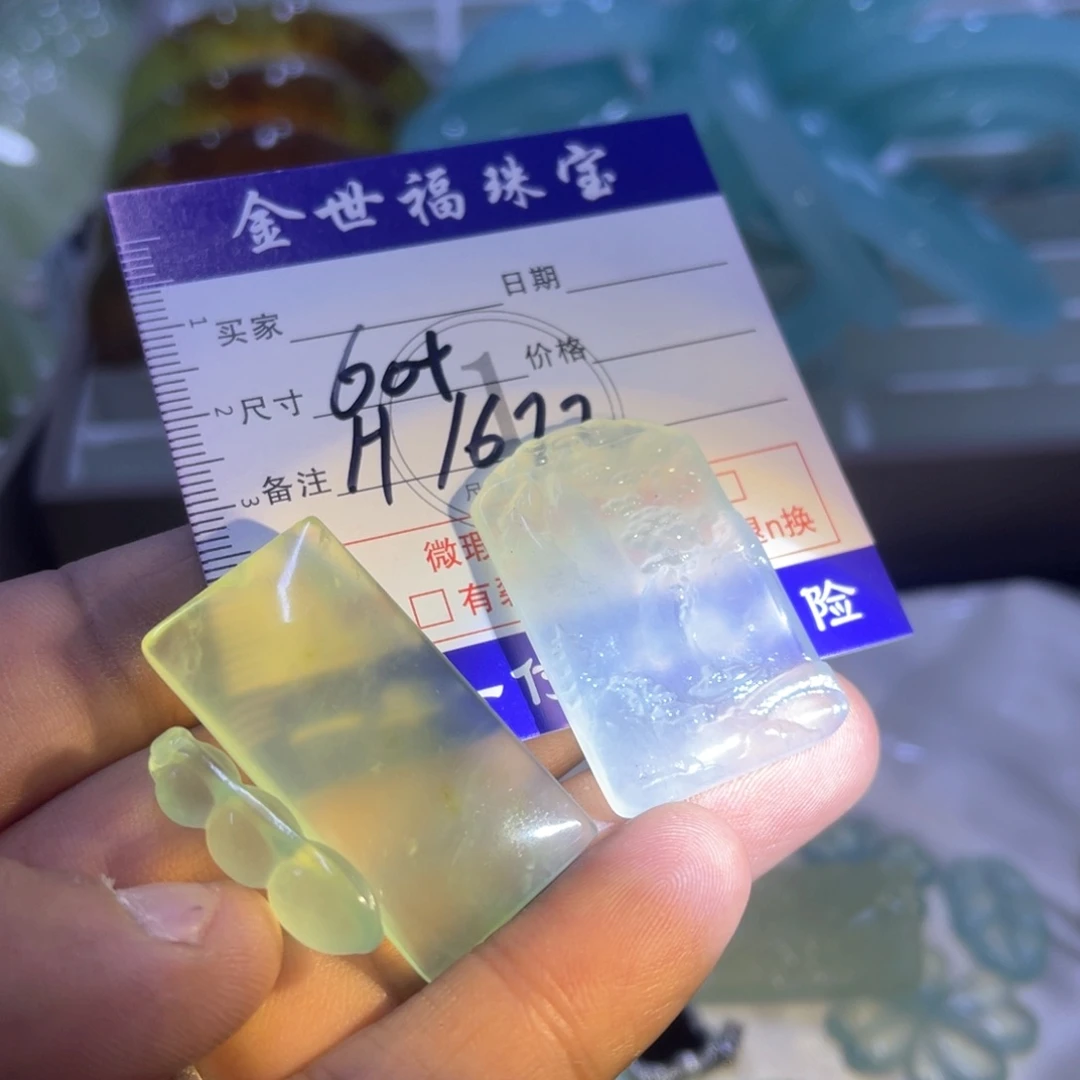 未镶嵌蛇纹石玉手镯（圆镯）