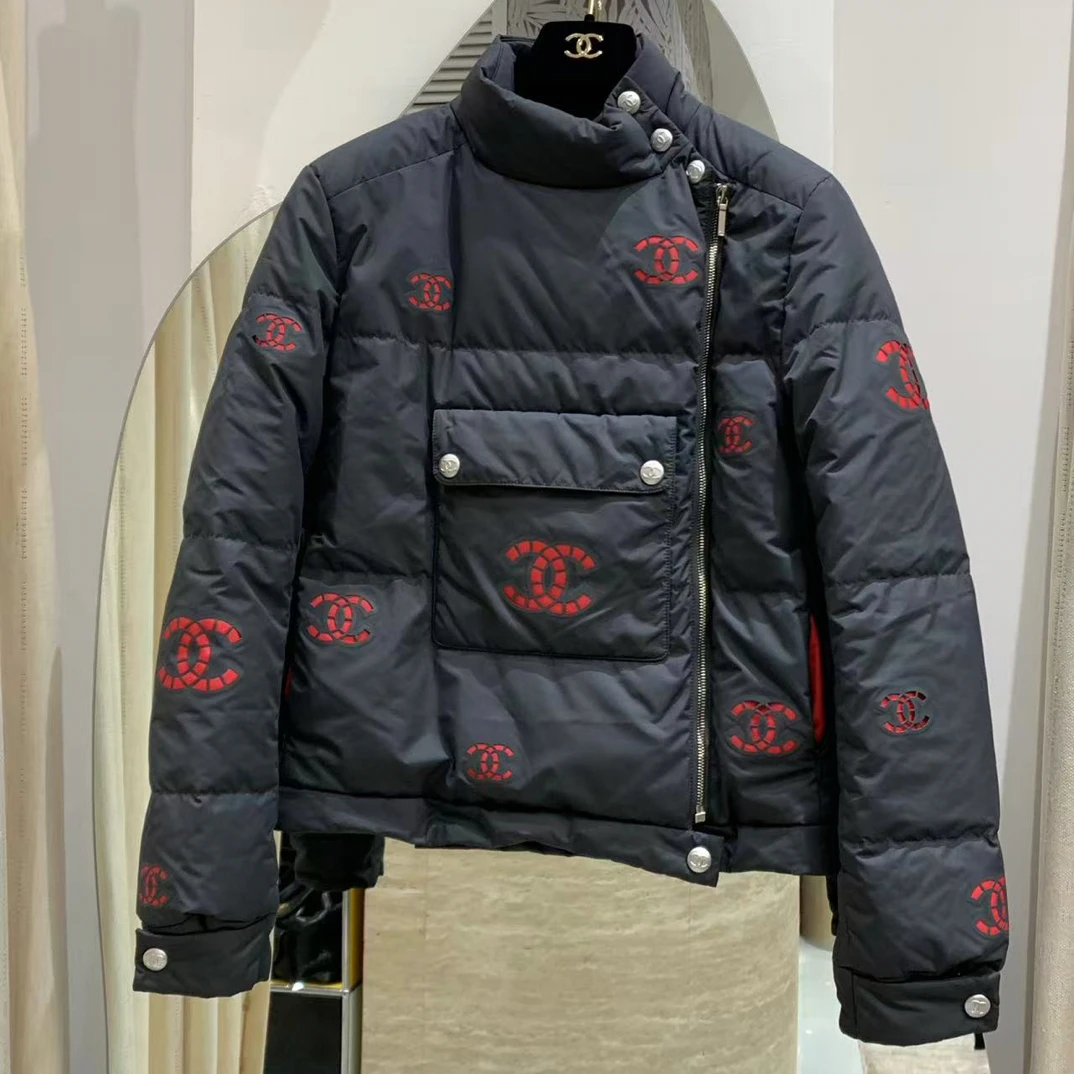 95新 Chanel/香奈儿 21N滑雪系列黑红CC羽绒服34码 98新