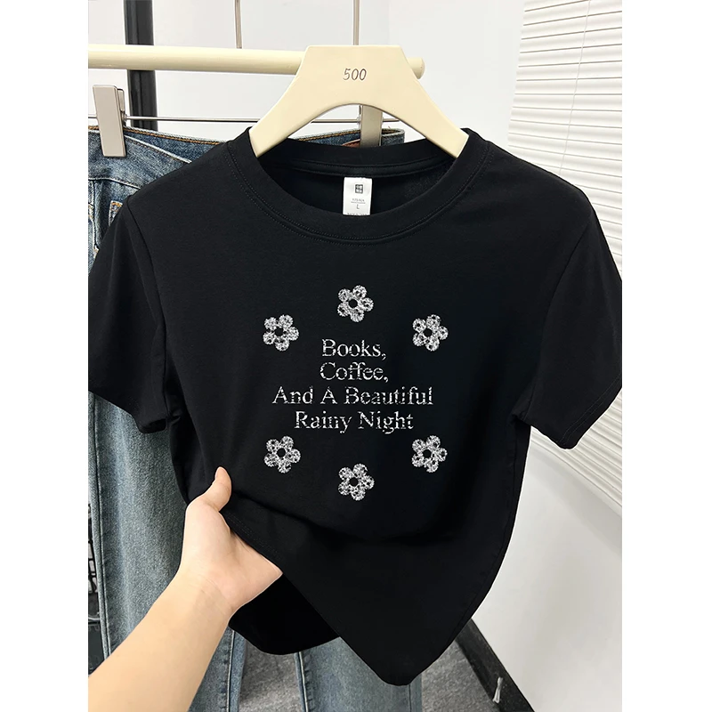 黑色圆领短袖T恤女夏季2025新款韩版时尚花朵字母印花正肩上衣ins