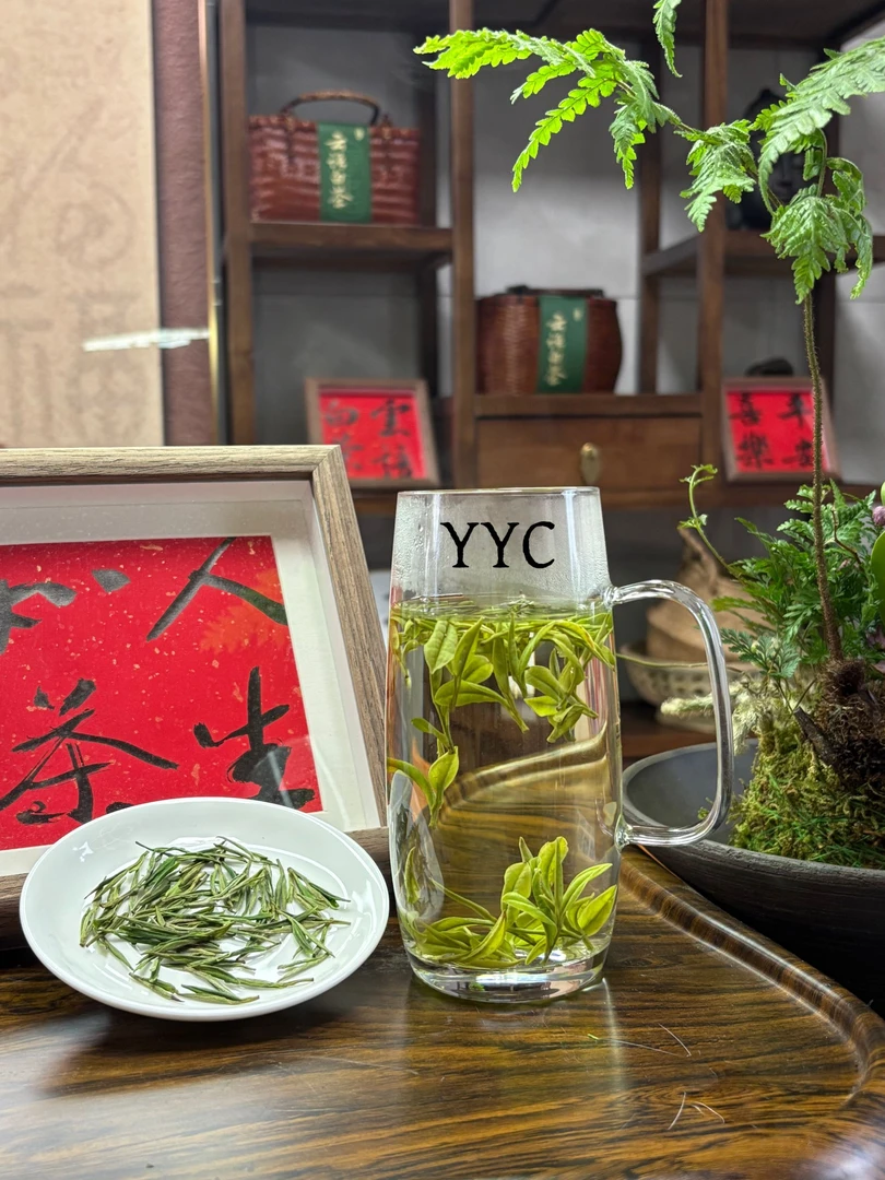 2025年新茶YYC花果香原产地高山白茶