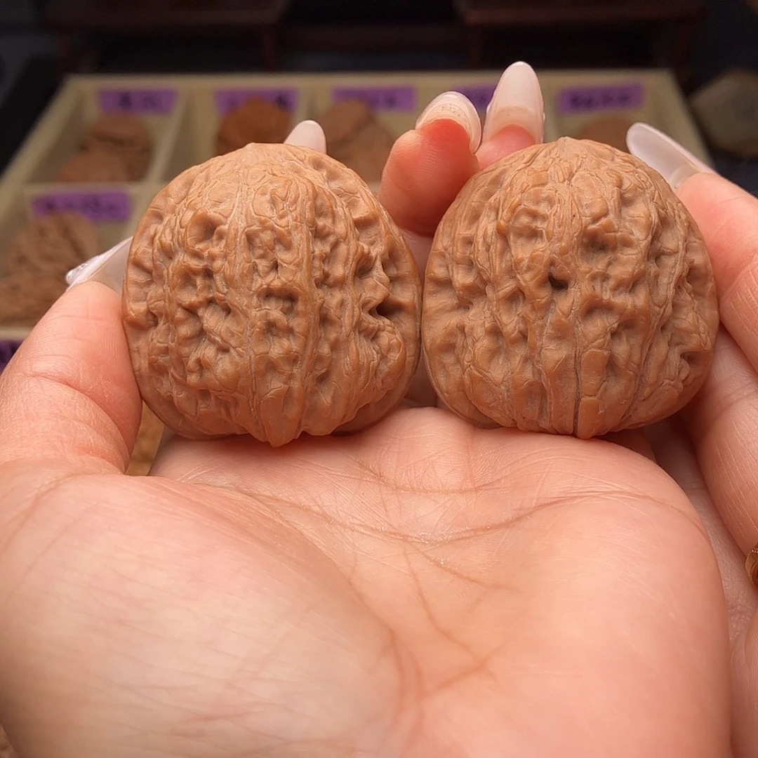 文玩核桃把件靠山王40