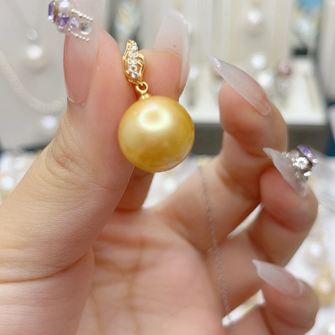 淡水珍珠合金吊坠(赠链)