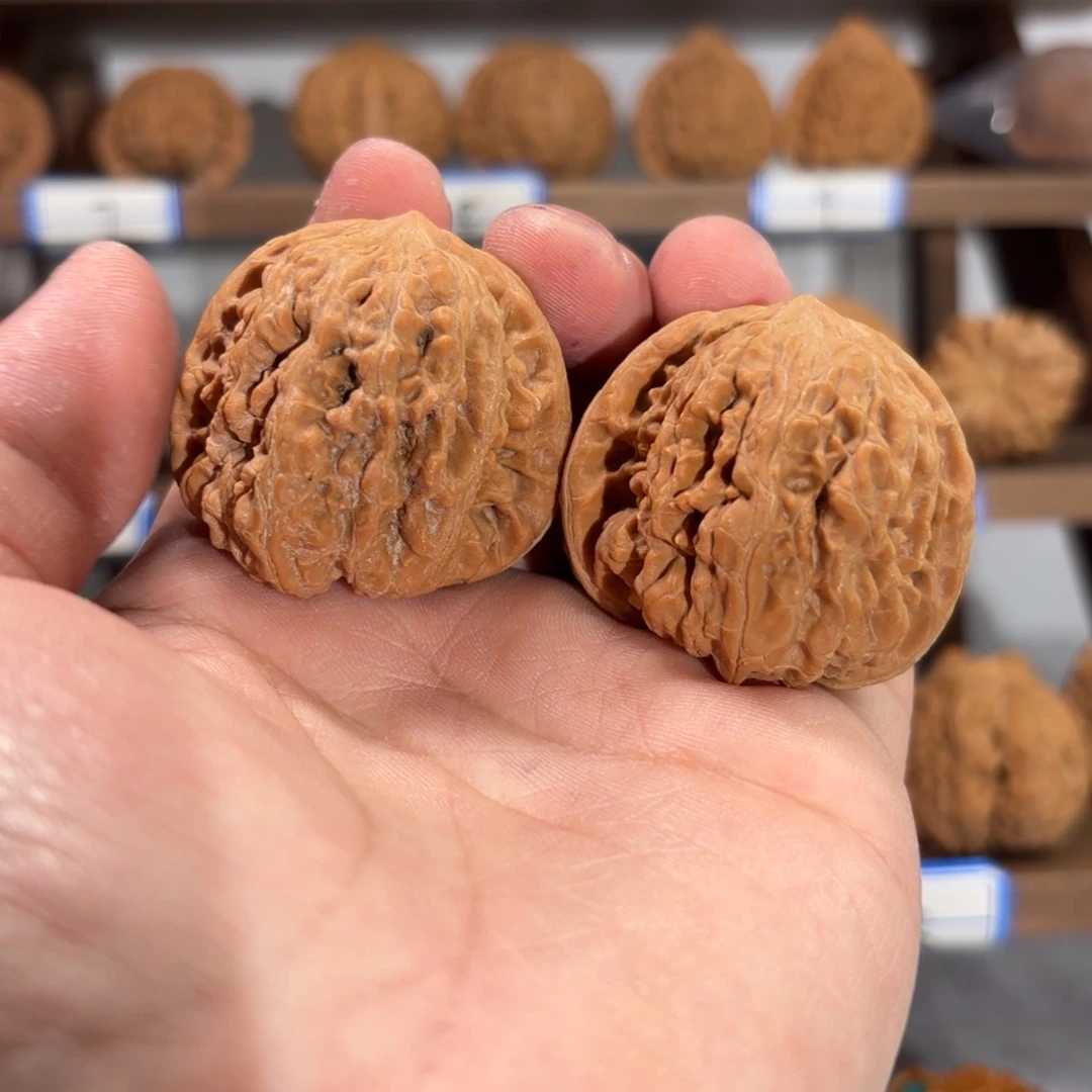 文玩核桃把件41尺平谷凹底