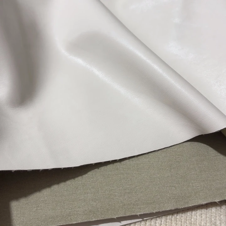 混纺白色棉底1米。