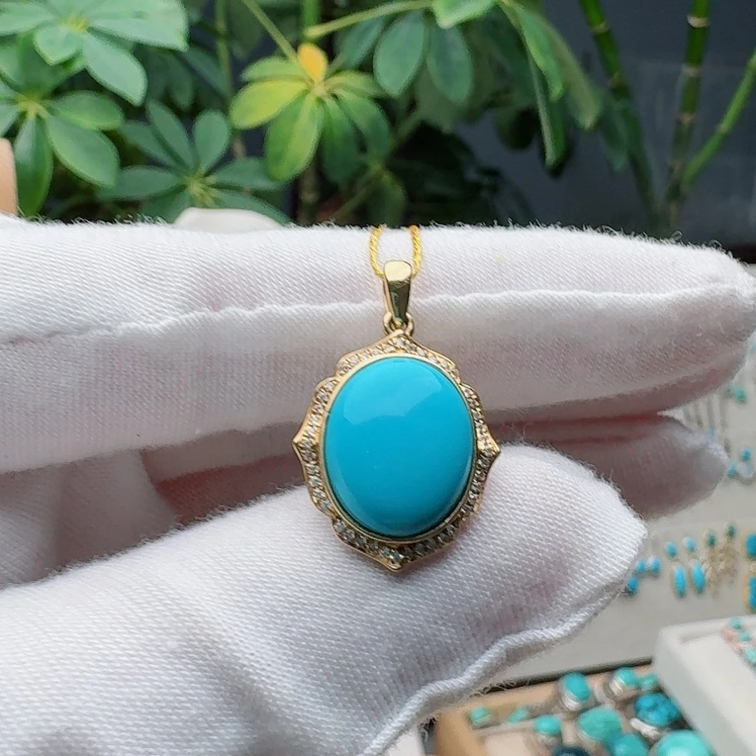 绿松石18K金镶嵌颈饰吊坠