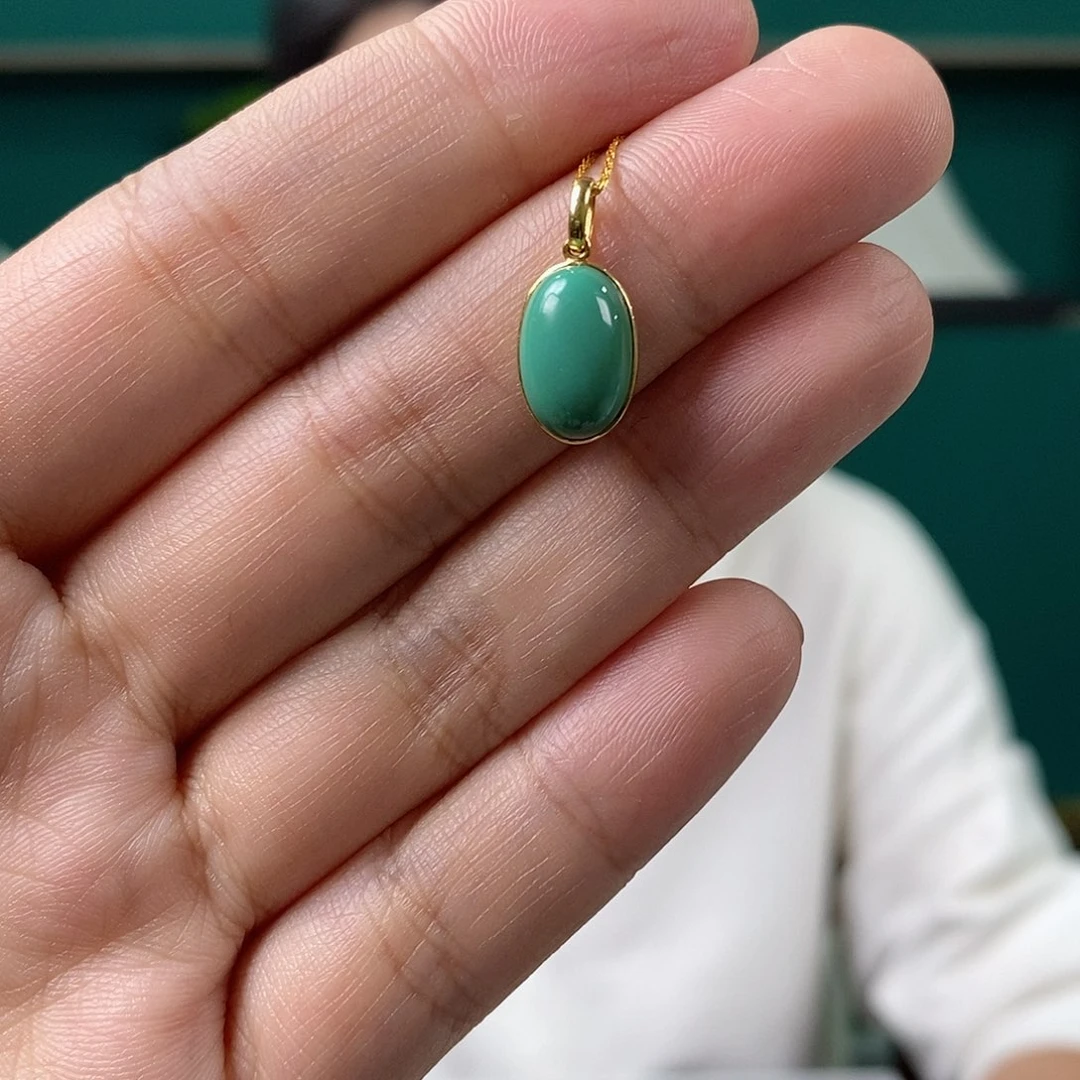 绿松石18K金镶嵌挂件