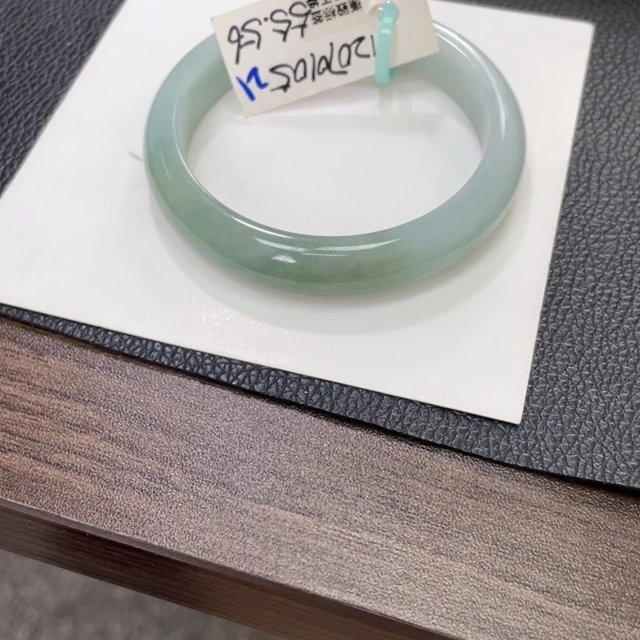 未镶嵌手镯翡翠翡翠手镯55.56