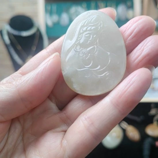 和田玉未镶嵌挂件