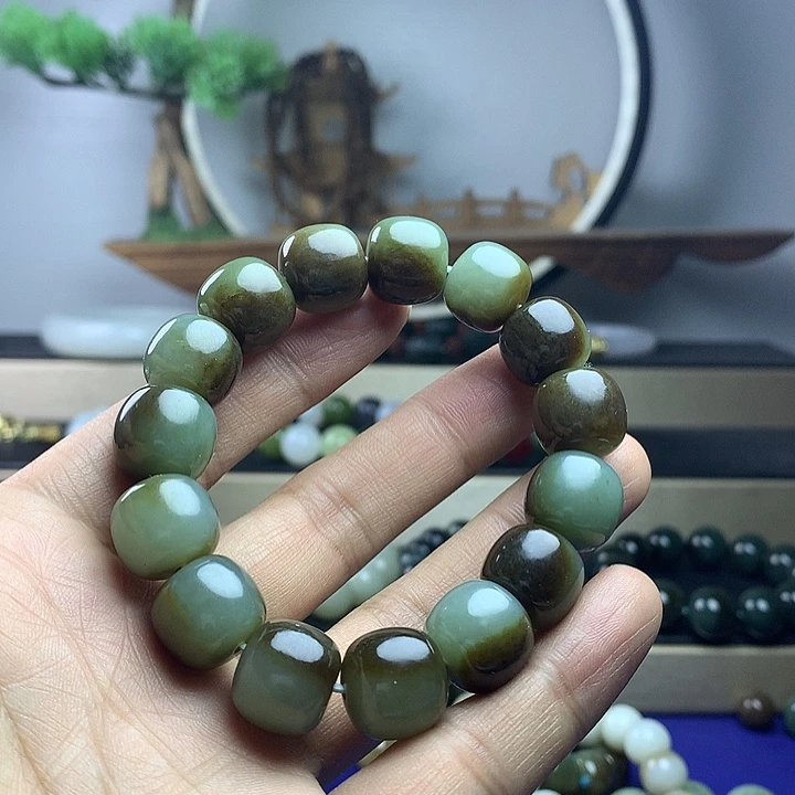 和田玉未镶嵌手串