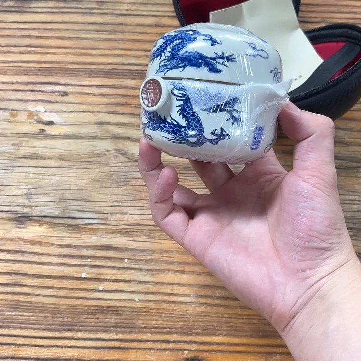 孤品茶具套装等。